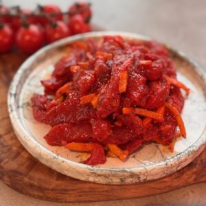 ROERBAKSCHOTEL MET RUNDSREEPJES